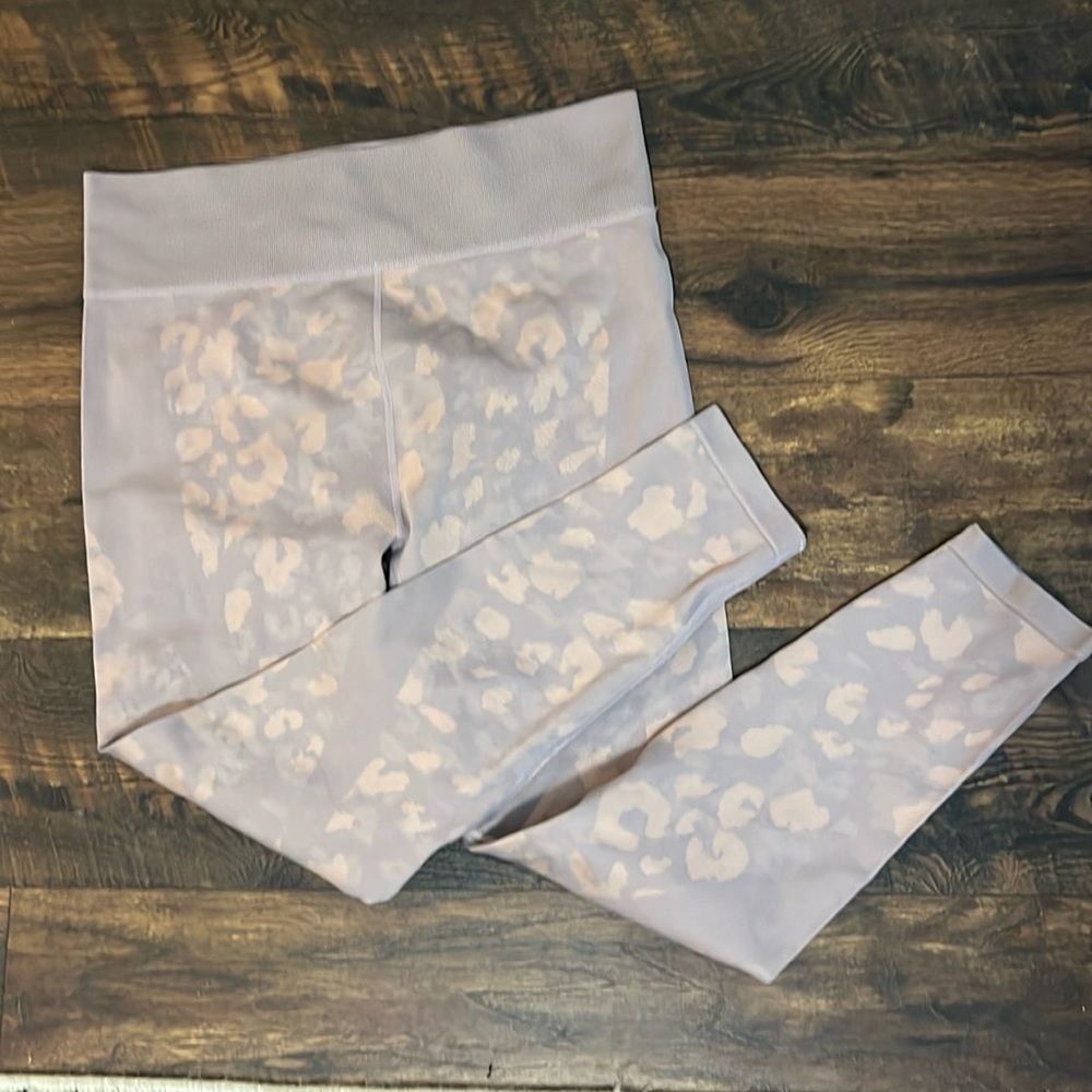 Zella cheetah print leggings